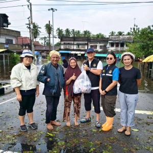 “ช่วยเหลือผู้ประสบอุทกภัยน้ำท่วม” พารามิเตอร์รูปภาพ 1